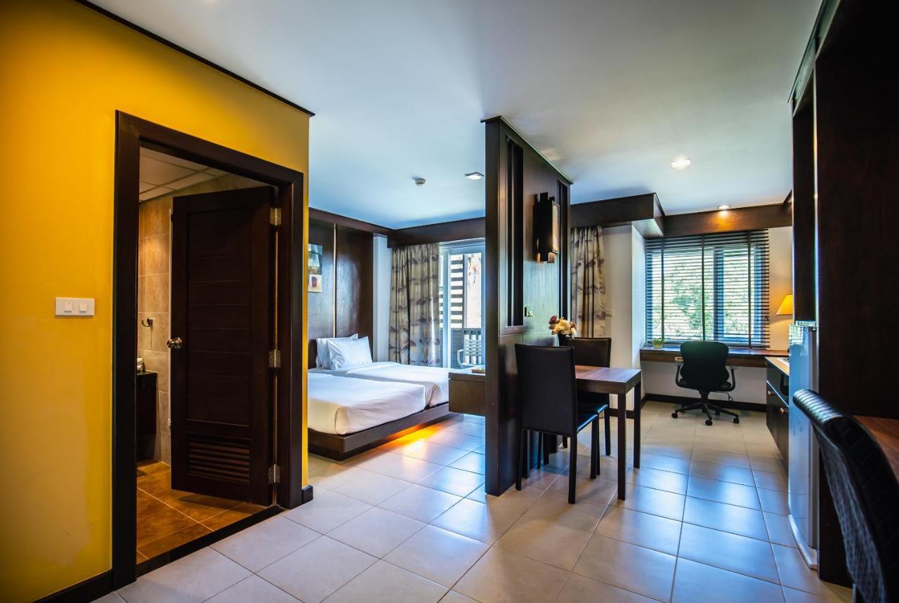 Ratana Hotel Chalong Rawai Buitenkant foto