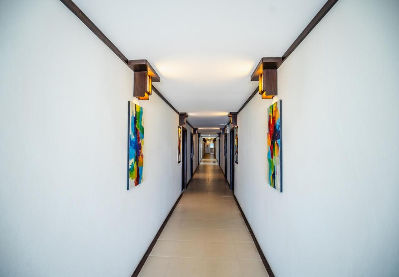 Ratana Hotel Chalong Rawai Buitenkant foto